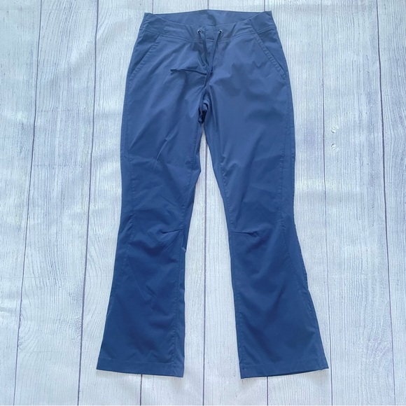 Columbia Women's Navy Anytime Outdoor Boot Cut Pants Size 8 Short - Picture 3 of 8